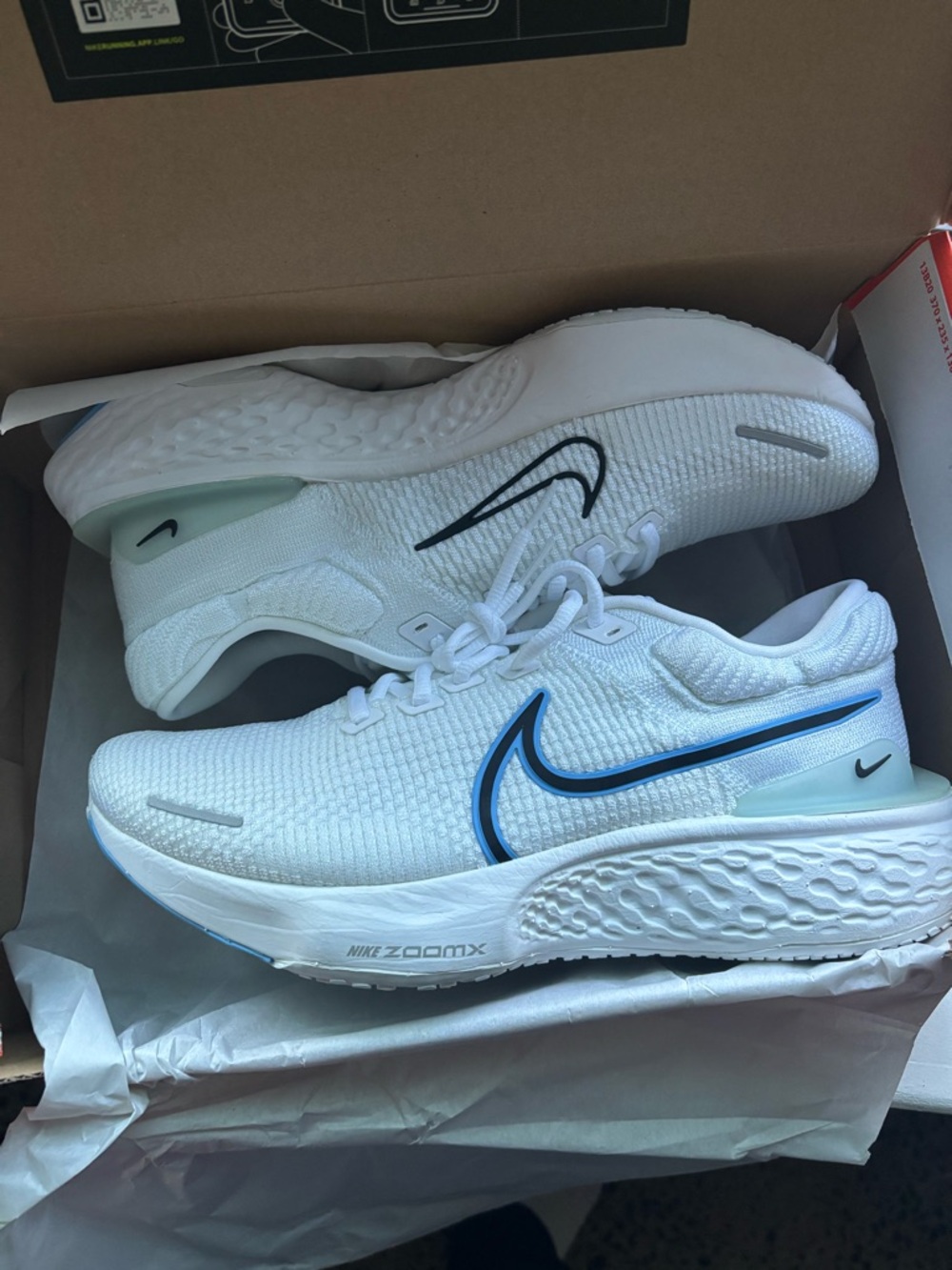 Nike zoomx invincible run 2 size 11